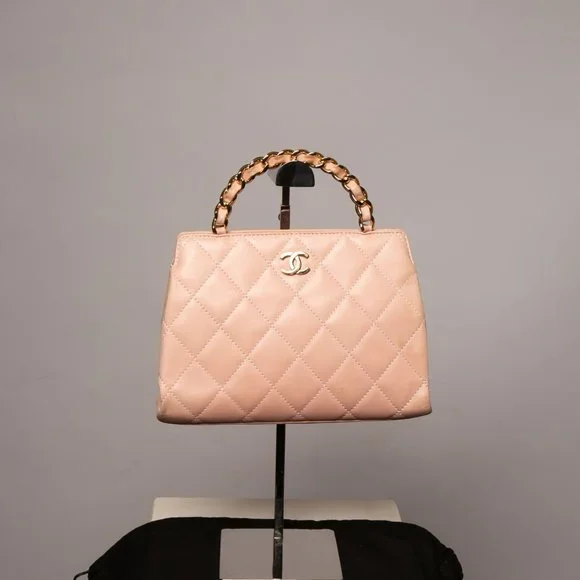 Extremely rare pink CHANEL bag - Picture 4 of 13